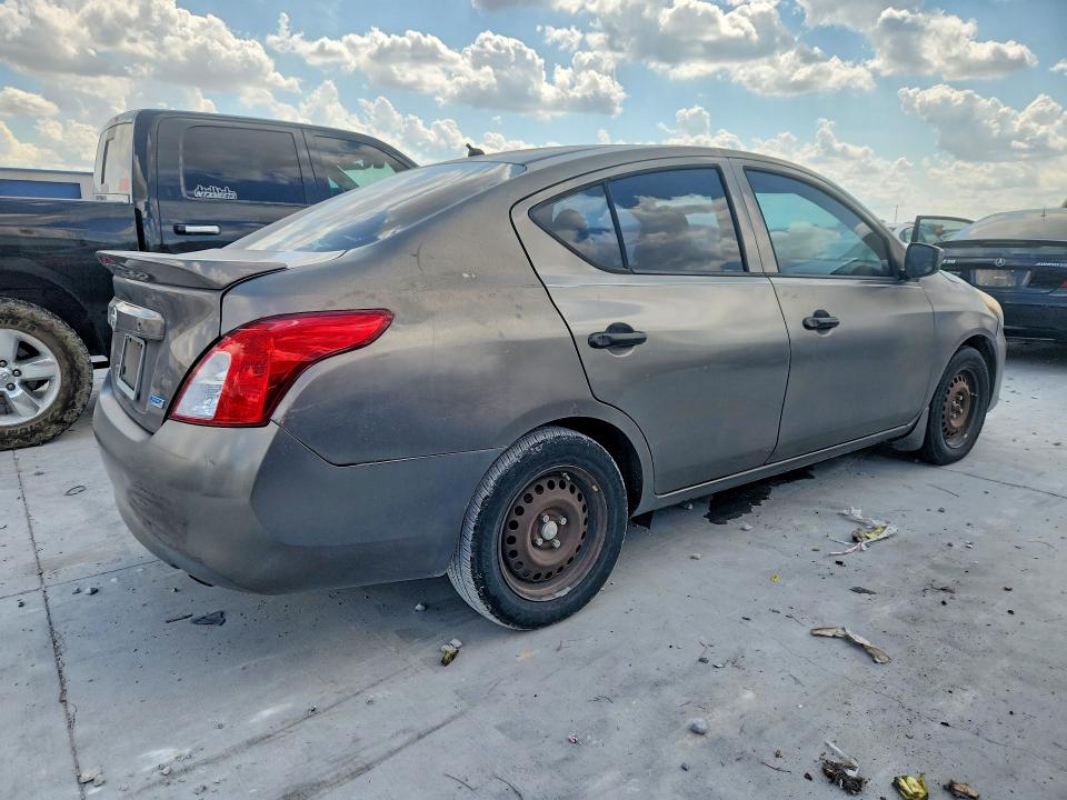 68397876 :رقم المزاد ، 3N1CN7AP1GL870410 vin ، 2016 Nissan Versa مزاد بيع