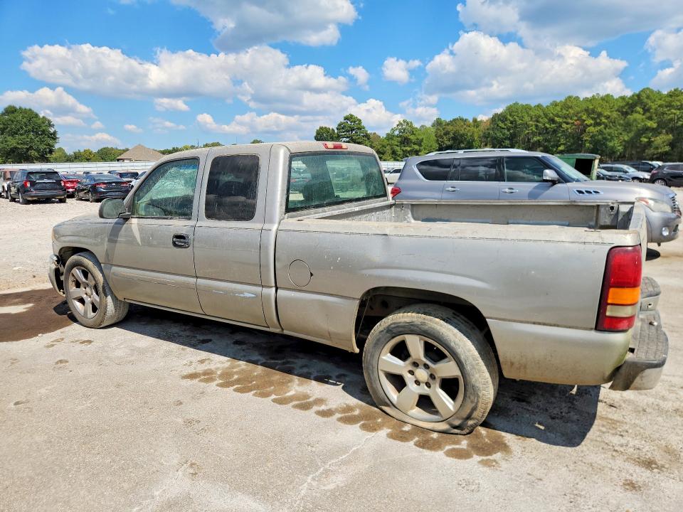 70498066 :رقم المزاد ، 2GTEC19X731244093 vin ، 2003 Gmc New Sierra مزاد بيع