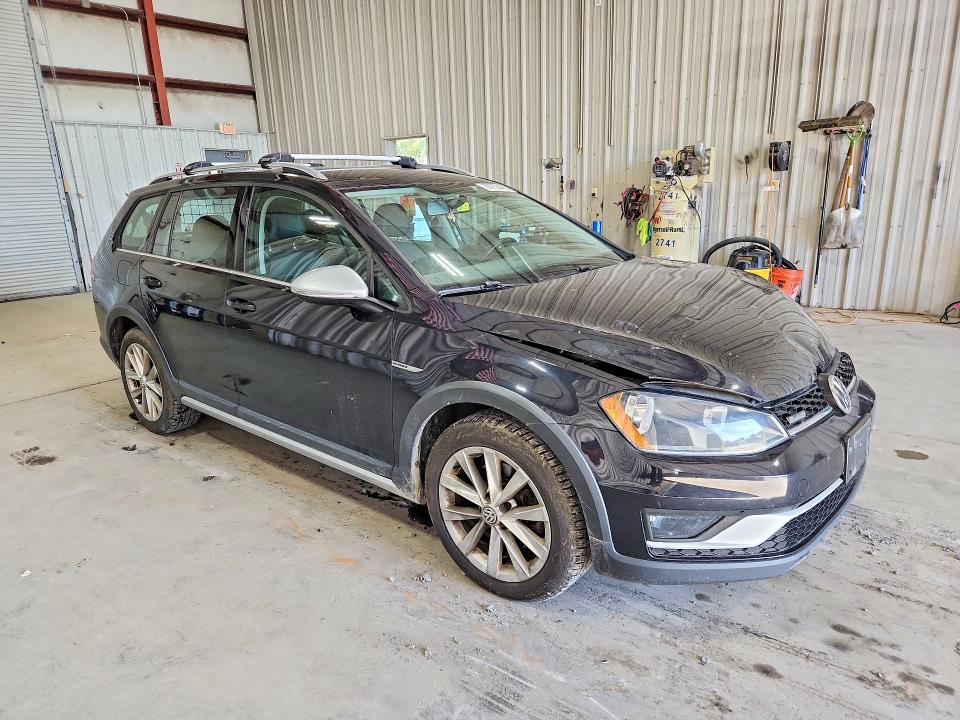 Aukcja sprzedaży 2017 Volkswagen Golf Alltrack, vin: 3VWM17AU3HM525455, numer aukcji: 68753456