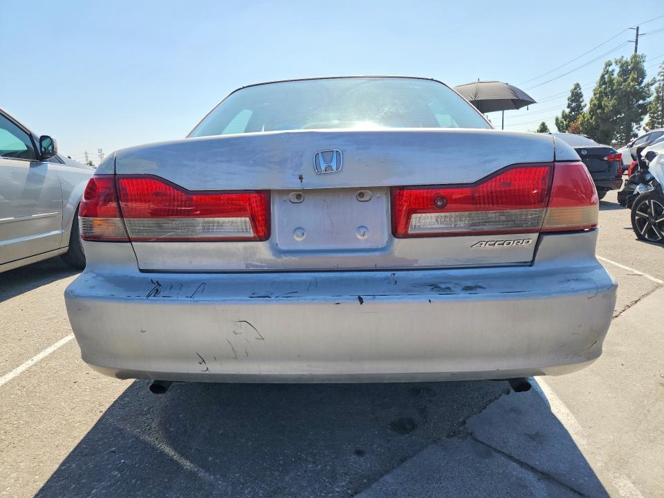 69982106 :رقم المزاد ، 1HGCG16591A012789 vin ، 2001 Honda Accord مزاد بيع