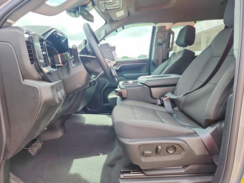67747566 :رقم المزاد ، 1GCPADEDXSZ185526 vin ، 2025 Chevrolet Silverado مزاد بيع