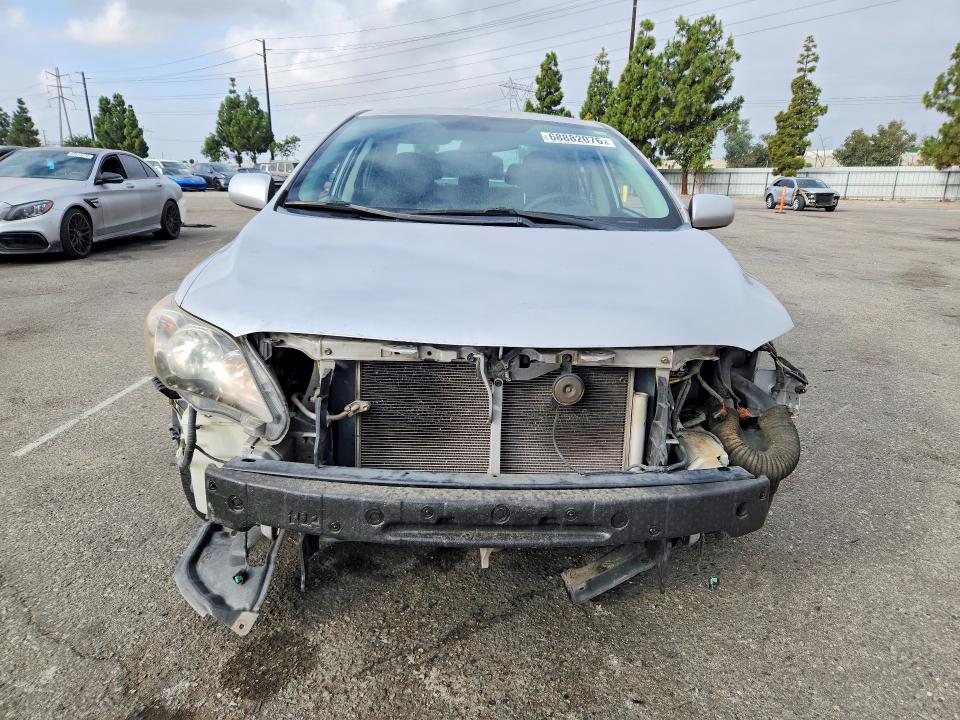 68882076 :رقم المزاد ، 2T1BU4EEXCC795593 vin ، 2012 Toyota Corolla مزاد بيع