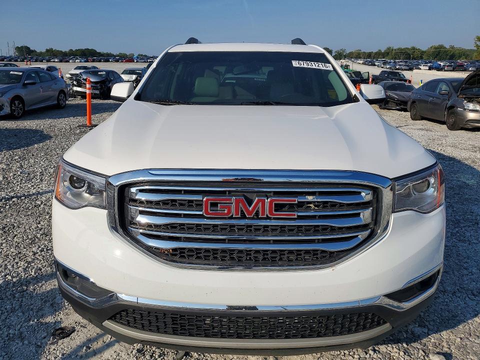 67931216 :رقم المزاد ، 1GKKNMLS8HZ266411 vin ، 2017 Gmc Acadia مزاد بيع