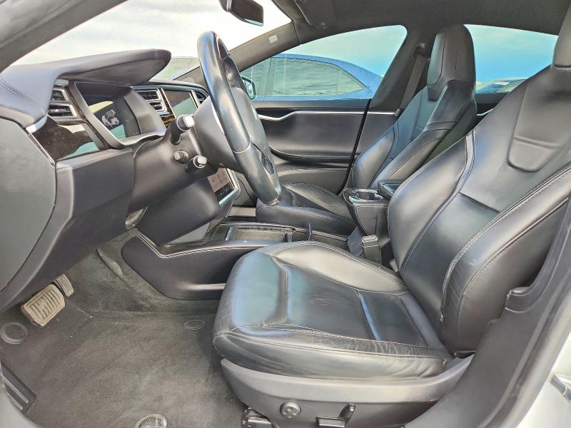 70273366 :رقم المزاد ، 5YJSA1E12GF160664 vin ، 2016 Tesla Model S مزاد بيع