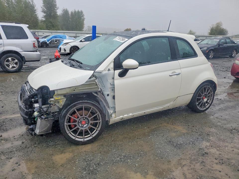 71197596 :رقم المزاد ، 3C3CFFFH6HT661854 vin ، 2017 Fiat 500 مزاد بيع