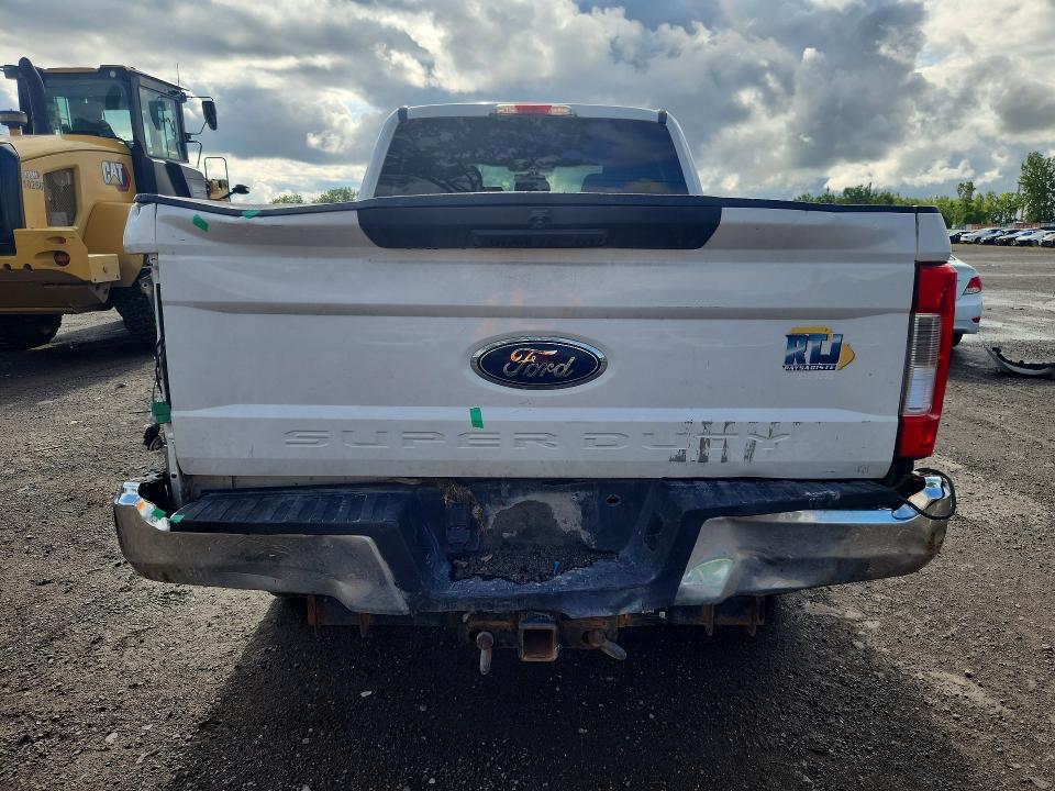 67251546 :رقم المزاد ، 1FT7W2BT4HED96786 vin ، 2017 Ford F250 مزاد بيع