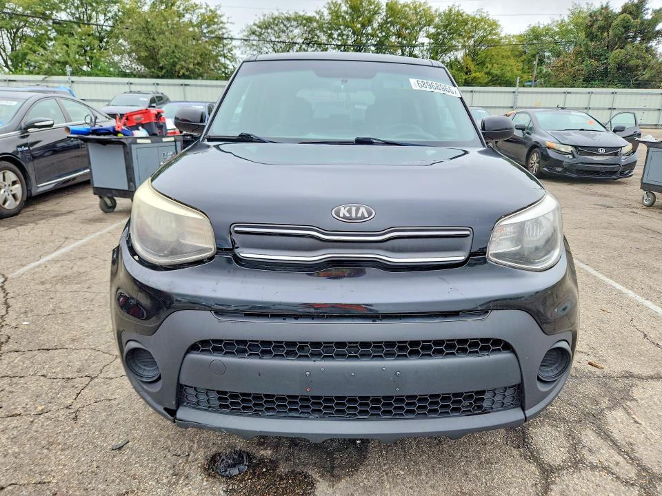 68968966 :رقم المزاد ، KNDJN2A27H7495088 vin ، 2017 Kia Soul مزاد بيع