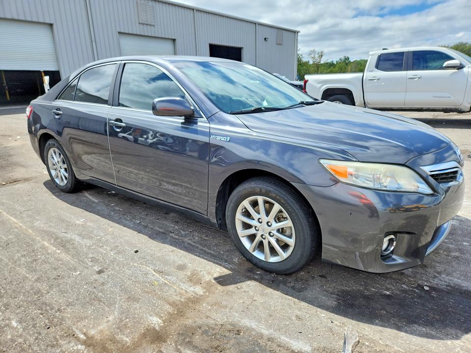 2011 Toyota Camry მანქანა იყიდება აუქციონზე, vin: 4T1BB3EK5BU132094, აუქციონის ნომერი: 70318286