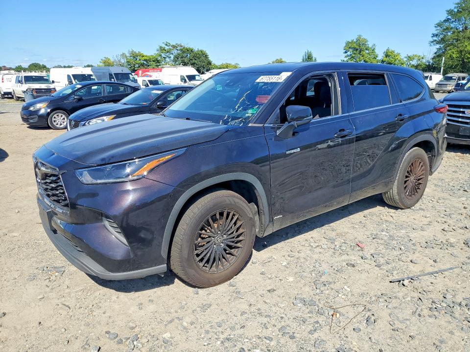 Продажа на аукционе авто 2021 Toyota Highlander, vin: 5TDCZRAH0MS032588, номер лота: 67755116