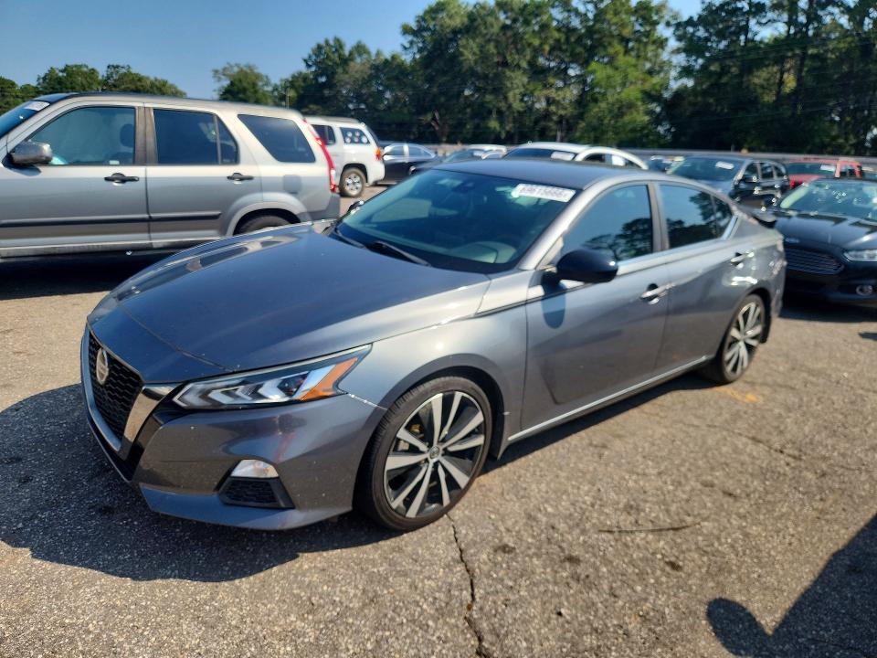 2020 Nissan Altima მანქანა იყიდება აუქციონზე, vin: 1N4BL4CV4LC123890, აუქციონის ნომერი: 69615666
