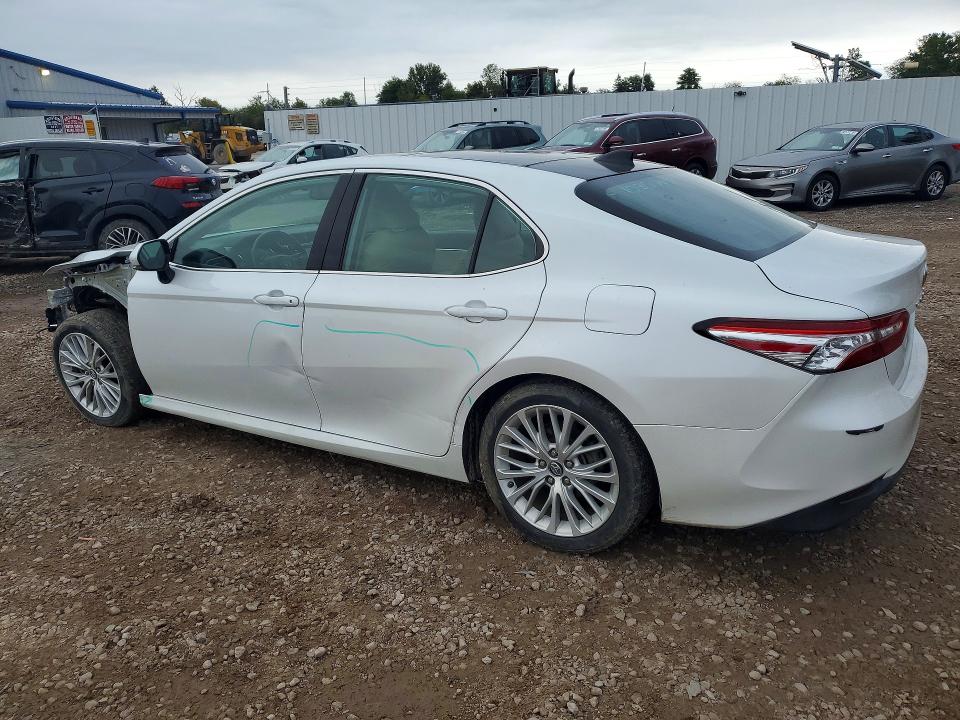 Продажа на аукционе авто 2019 Toyota Camry, vin: 4T1B11HK4KU683992, номер лота: 70486886