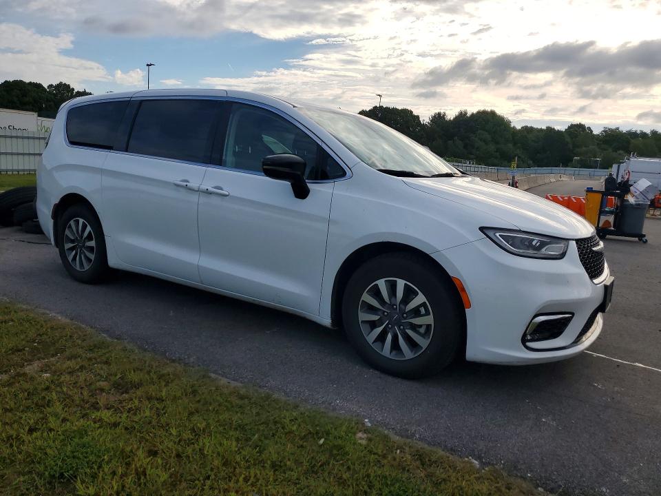 Aukcja sprzedaży 2024 Chrysler Pacifica, vin: 2C4RC1S70RR153639, numer aukcji: 68511446