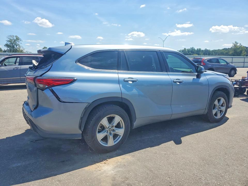 69323996 :رقم المزاد ، 5TDZZRAHXMS052213 vin ، 2021 Toyota Highlander مزاد بيع
