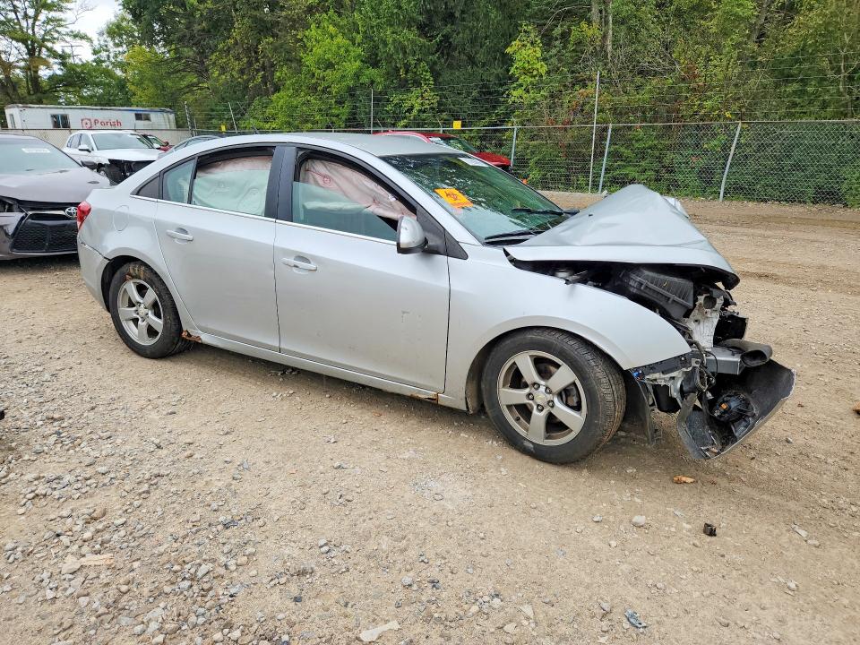 70189696 :رقم المزاد ، 1G1PC5SB2E7394352 vin ، 2014 Chevrolet Cruze مزاد بيع