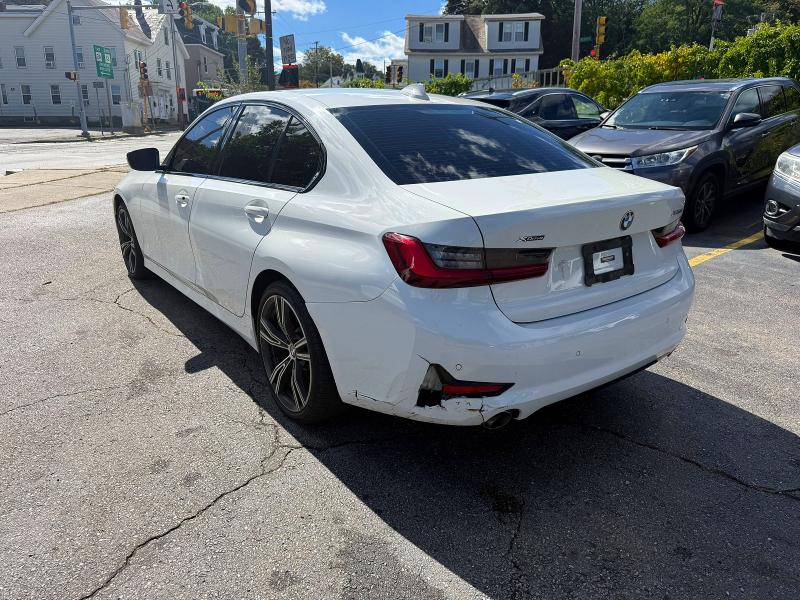 70011806 :رقم المزاد ، 3MW5R7J04N8C65534 vin ، 2022 Bmw 330xi مزاد بيع
