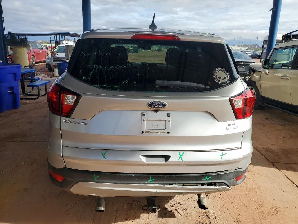 2019 Ford Escape მანქანა იყიდება აუქციონზე, vin: 1FMCU9GD7KUB06953, აუქციონის ნომერი: 68884546