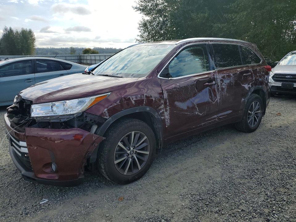 Продажа на аукционе авто 2018 Toyota Highlander, vin: 5TDJZRFH2JS844924, номер лота: 70119966