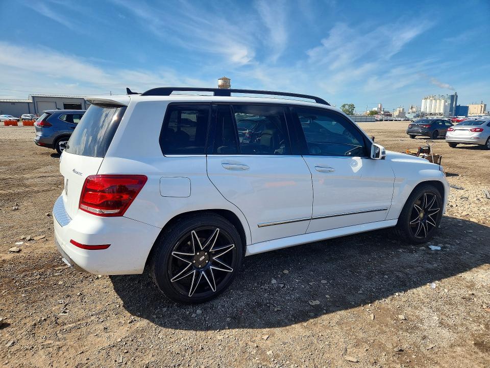 2013 Mercedes-benz Glk მანქანა იყიდება აუქციონზე, vin: WDCGG8JB6DG105013, აუქციონის ნომერი: 70545736