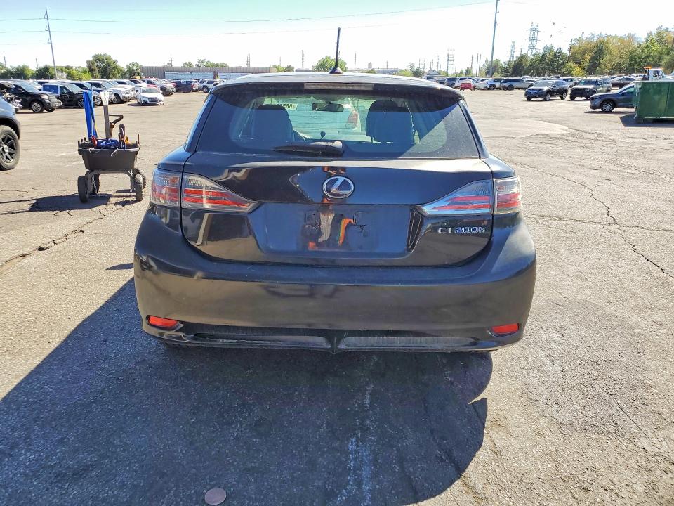 68586406 :رقم المزاد ، JTHKD5BH0D2153130 vin ، 2013 Lexus Ct مزاد بيع