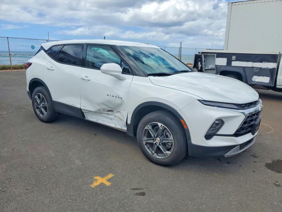 Продаж на аукціоні авто 2026 Chevrolet Blazer, vin: 3GNKBCR47TS141694, номер лоту: 69769796