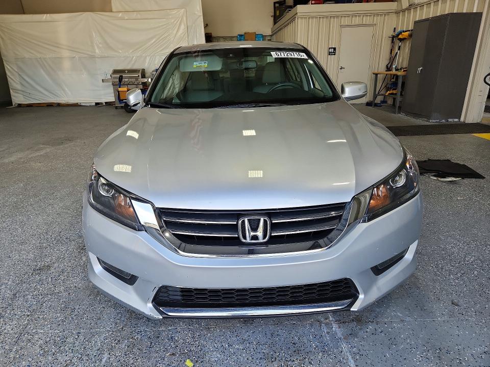Продажа на аукционе авто 2015 Honda Accord, vin: 1HGCR2F89FA202769, номер лота: 67729716