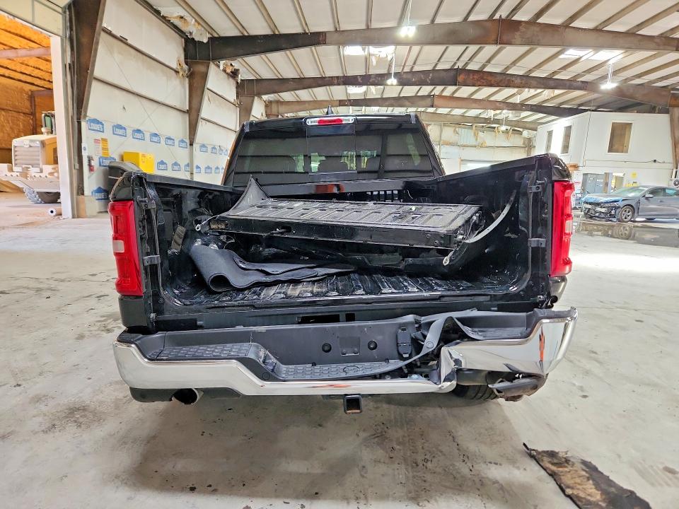 Продаж на аукціоні авто 2026 Ram 1500, vin: 3C6SRFJP7T4167736, номер лоту: 70523226
