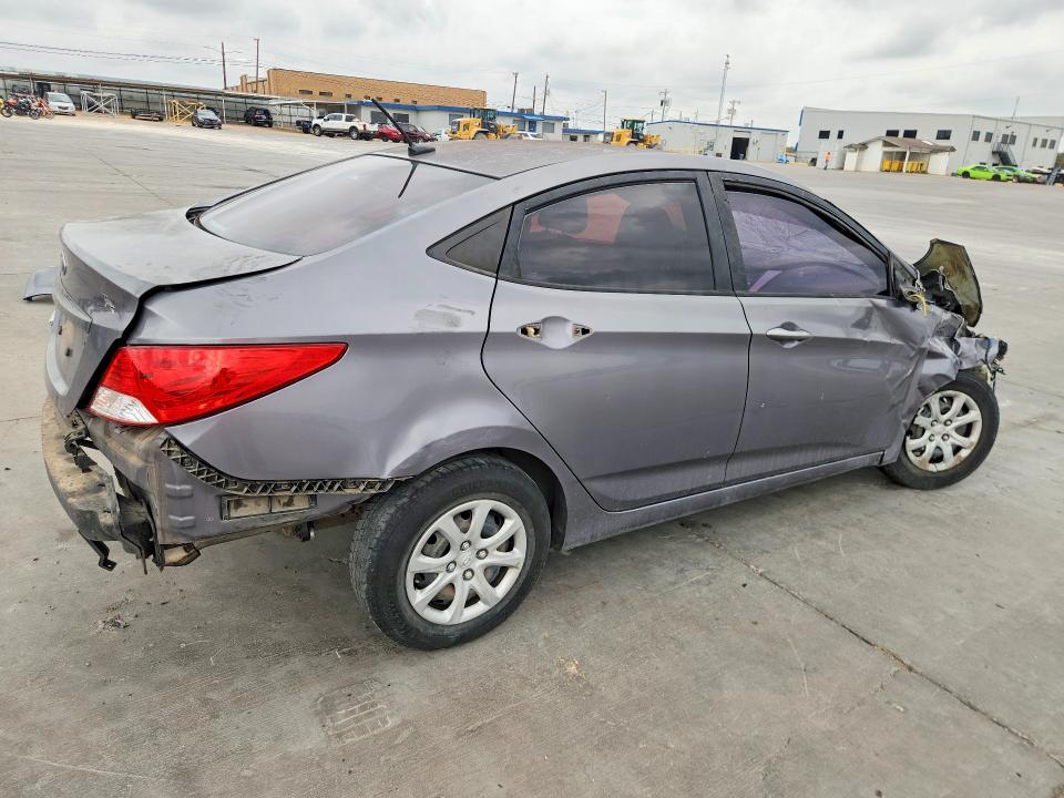 67809156 :رقم المزاد ، KMHCT4AE2DU555015 vin ، 2013 Hyundai Accent مزاد بيع