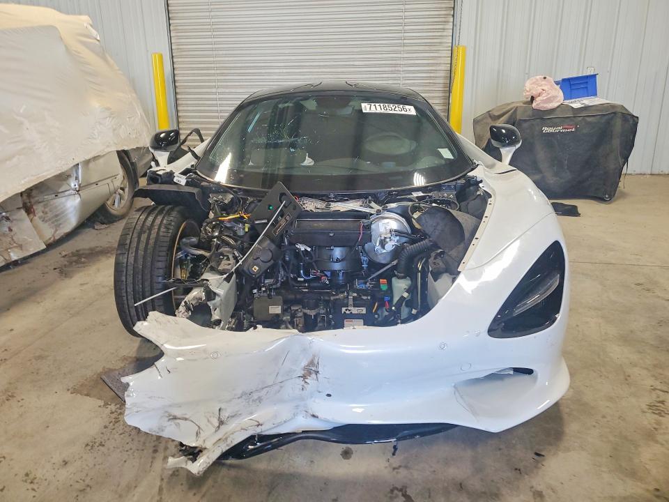 71185256 :رقم المزاد ، SBM14ACA2TW010184 vin ، 2026 Mclaren Automotive 750s مزاد بيع