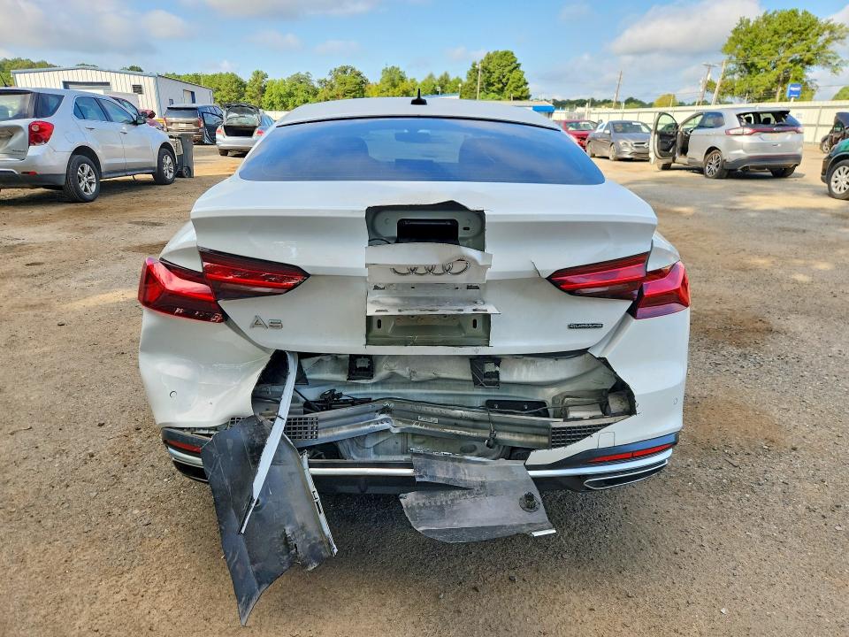 66940796 :رقم المزاد ، WAUABCF53MA033476 vin ، 2021 Audi A5 مزاد بيع