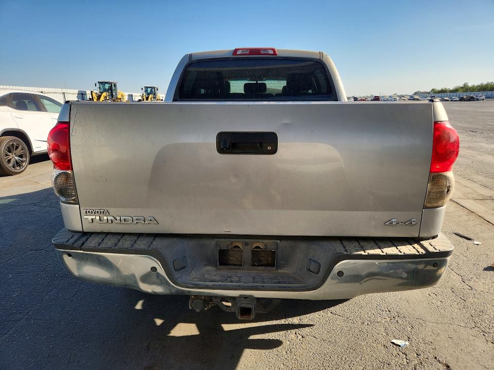 2007 Toyota Tundra მანქანა იყიდება აუქციონზე, vin: 5TFDV58137X027708, აუქციონის ნომერი: 70474776