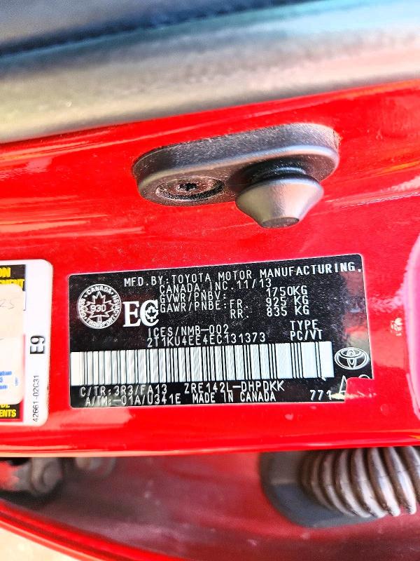 68059346 :رقم المزاد ، 2T1KU4EE4EC131373 vin ، 2014 Toyota Matrix مزاد بيع