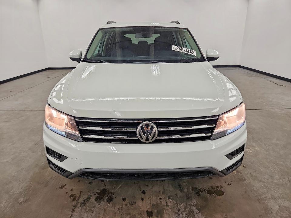 Продаж на аукціоні авто 2021 Volkswagen Tiguan, vin: 3VV3B7AX5MM118447, номер лоту: 69209776