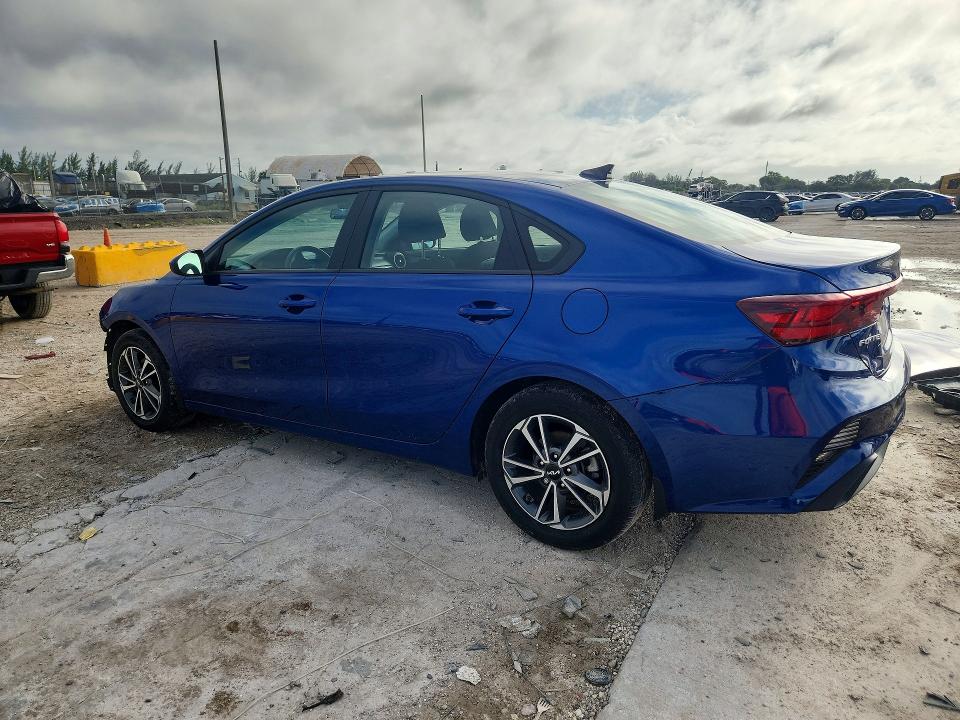 2024 Kia Forte მანქანა იყიდება აუქციონზე, vin: 3KPF24AD0RE774671, აუქციონის ნომერი: 70331476