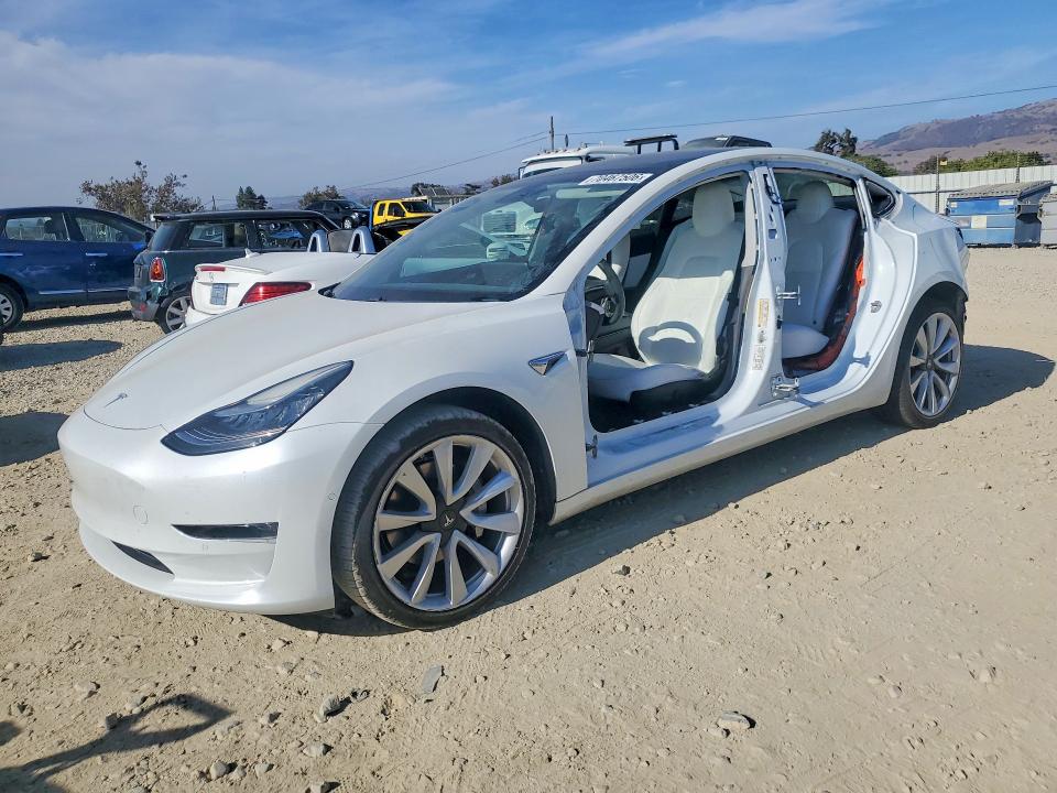 Auction sale of the 2020 Tesla Model 3, vin: 5YJ3E1EB4LF640474, lot number: 70467506