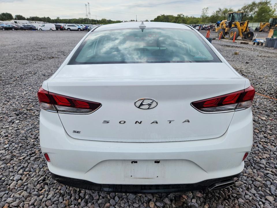 68833306 :رقم المزاد ، 5NPE24AF7JH693289 vin ، 2018 Hyundai Sonata مزاد بيع