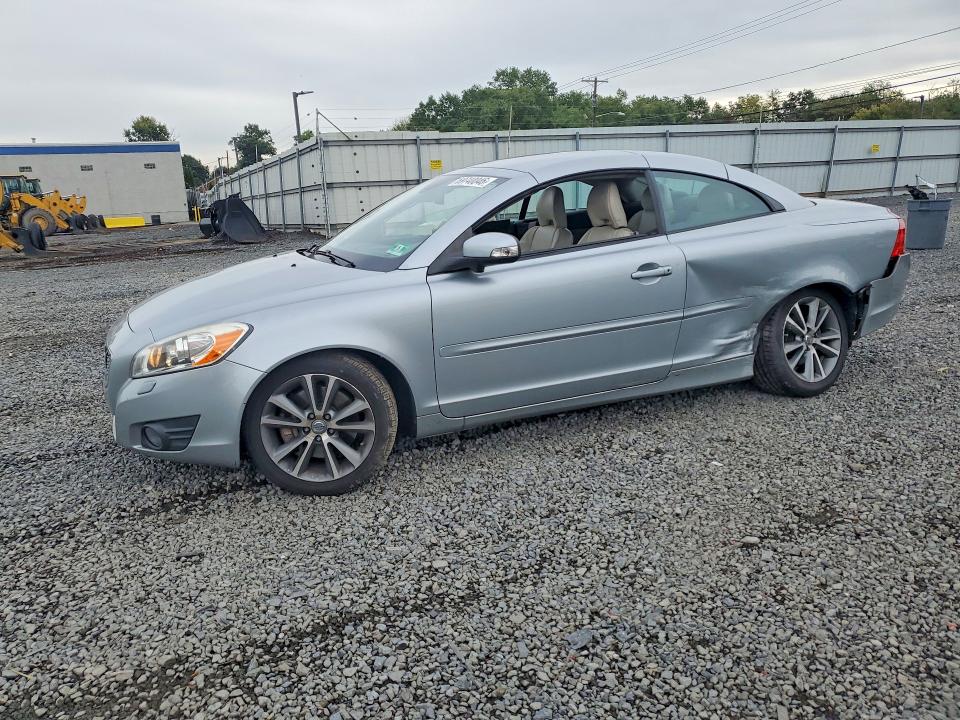Auction sale of the 2011 Volvo C70, vin: YV1672MC4BJ109879, lot number: 69740046