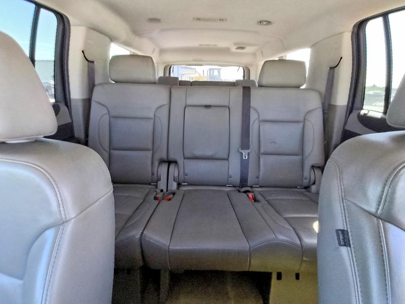 2018 Chevrolet Suburban მანქანა იყიდება აუქციონზე, vin: 1GNSCHKC0JR117460, აუქციონის ნომერი: 70488796