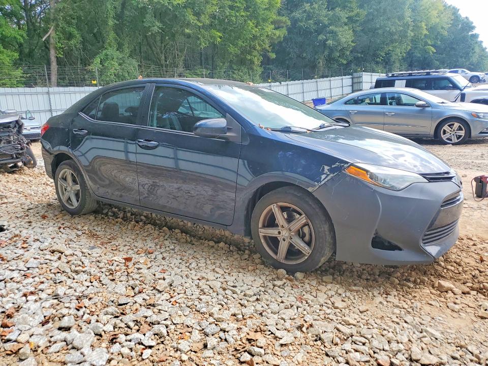 67005066 :رقم المزاد ، 2T1BURHEXJC053524 vin ، 2018 Toyota Corolla مزاد بيع