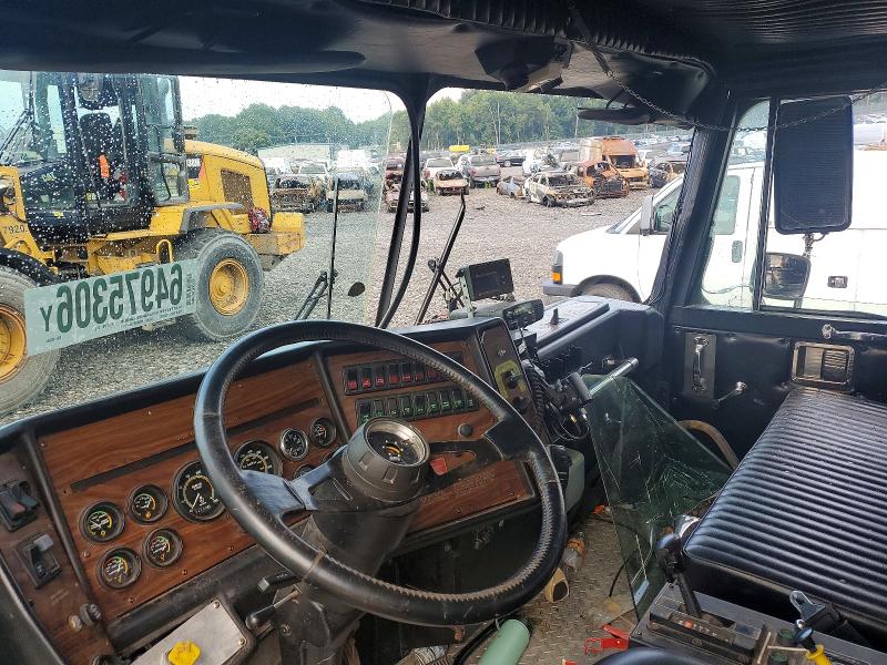 1993 Sutphen Heavy Duty Trucks მანქანა იყიდება აუქციონზე, vin: 1S9A1HFD0P1003095, აუქციონის ნომერი: 64975306