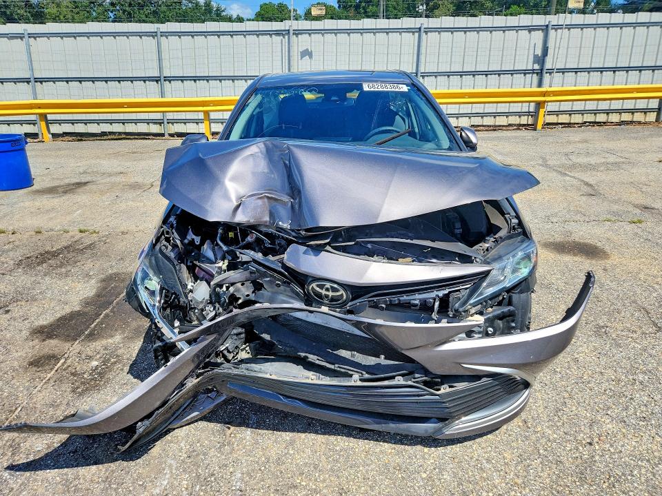 2021 Toyota Camry მანქანა იყიდება აუქციონზე, vin: 4T1R11AK3MU593941, აუქციონის ნომერი: 68288386