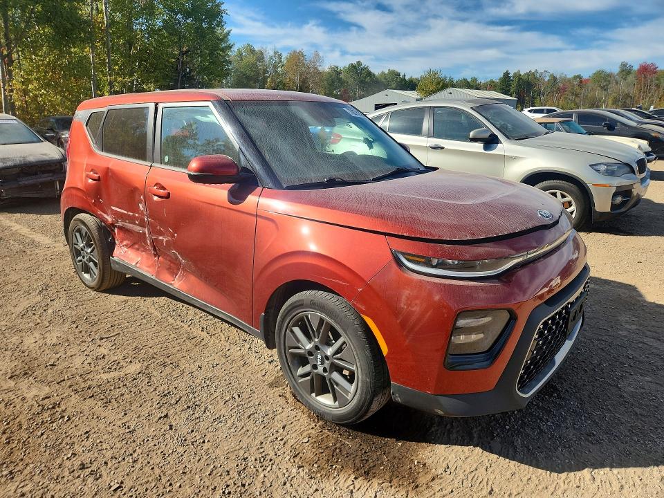 70073276 :رقم المزاد ، KNDJ33AU9M7757040 vin ، 2021 Kia Soul مزاد بيع