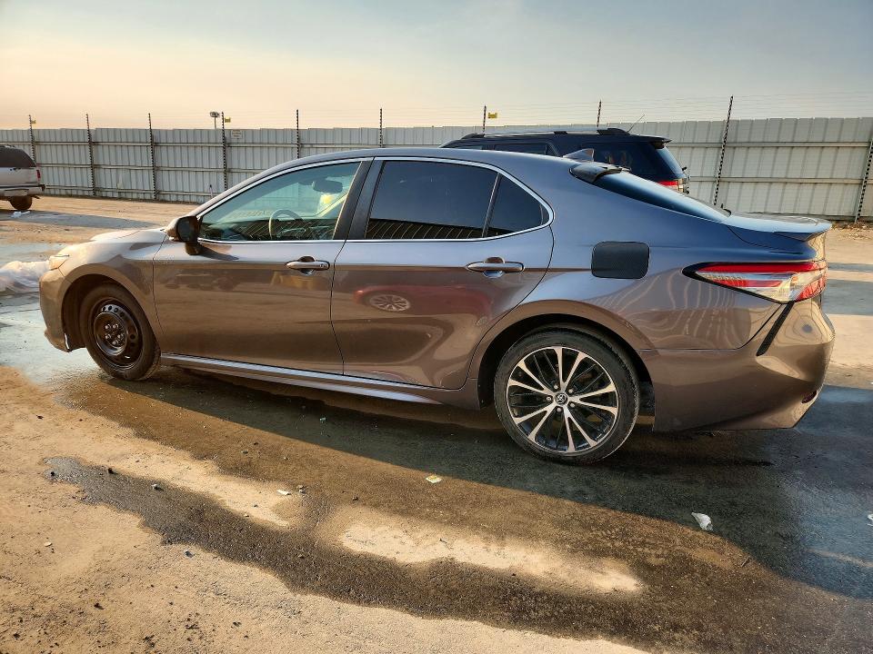 2019 Toyota Camry მანქანა იყიდება აუქციონზე, vin: 4T1B11HK8KU226103, აუქციონის ნომერი: 67826506