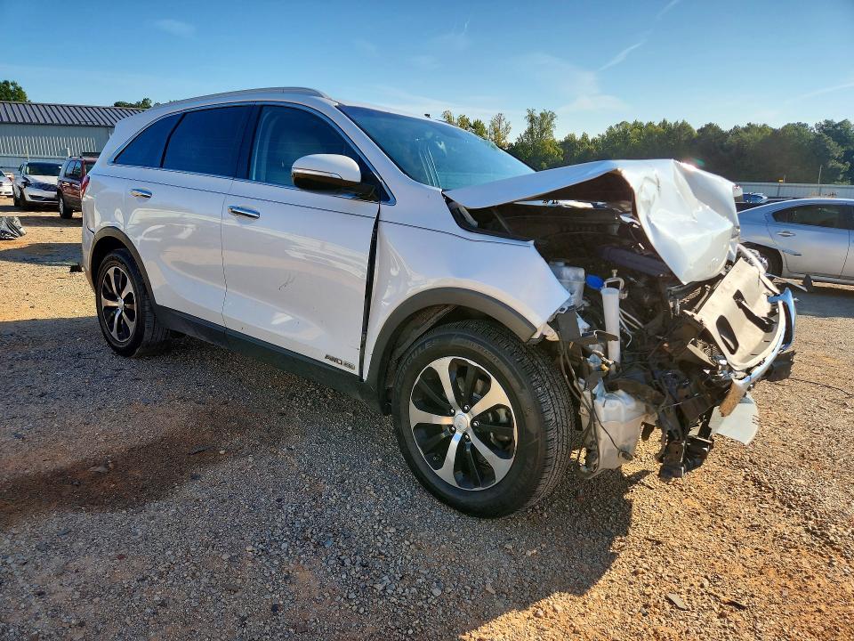2017 Kia Sorento მანქანა იყიდება აუქციონზე, vin: 5XYPHDA57HG234988, აუქციონის ნომერი: 68157706