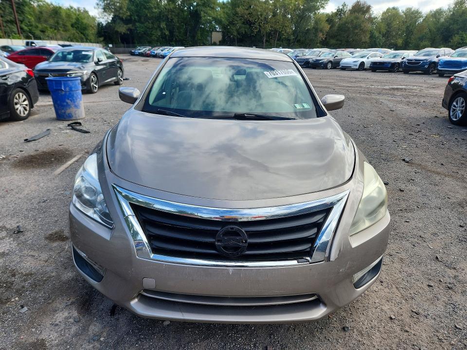 70317606 :رقم المزاد ، 1N4AL3APXDN410926 vin ، 2013 Nissan Altima مزاد بيع