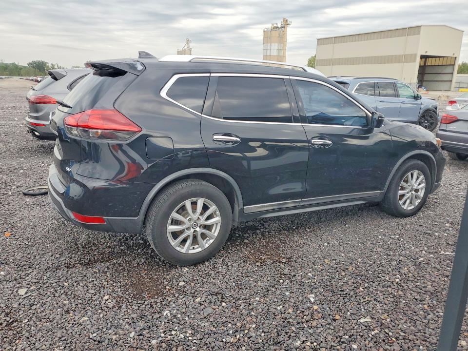 Продаж на аукціоні авто 2018 Nissan Rogue, vin: KNMAT2MT0JP587028, номер лоту: 71092016