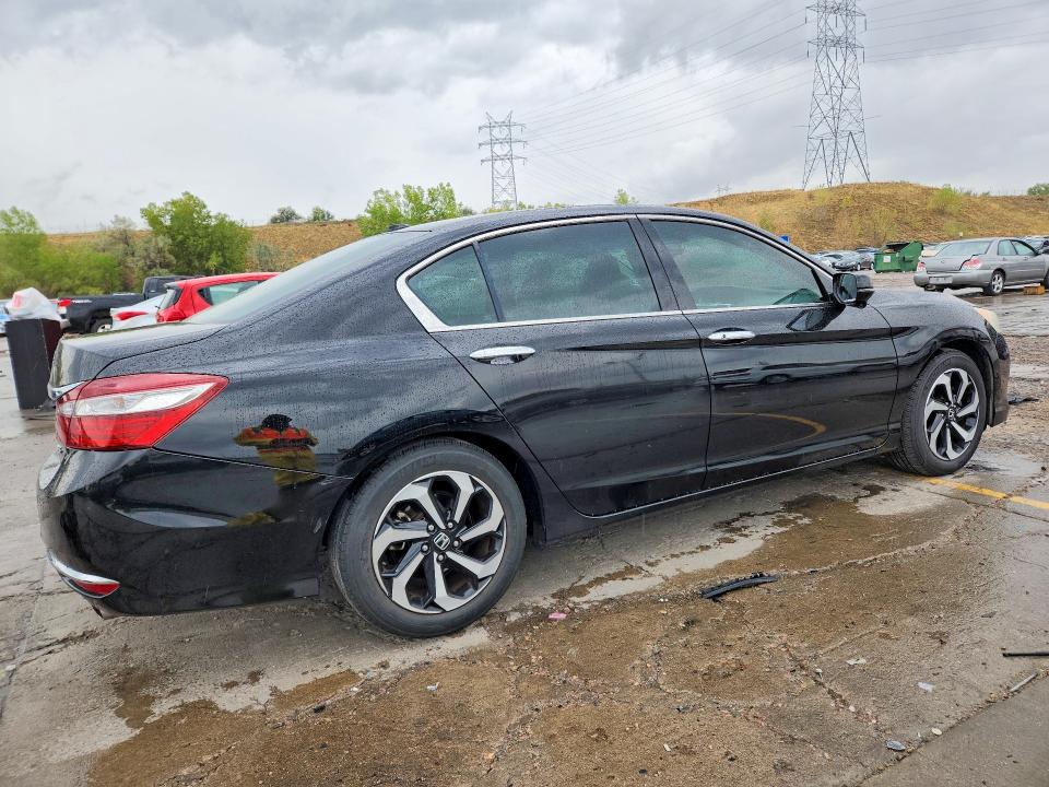 70406926 :رقم المزاد ، 1HGCR3F8XGA009635 vin ، 2016 Honda Accord مزاد بيع