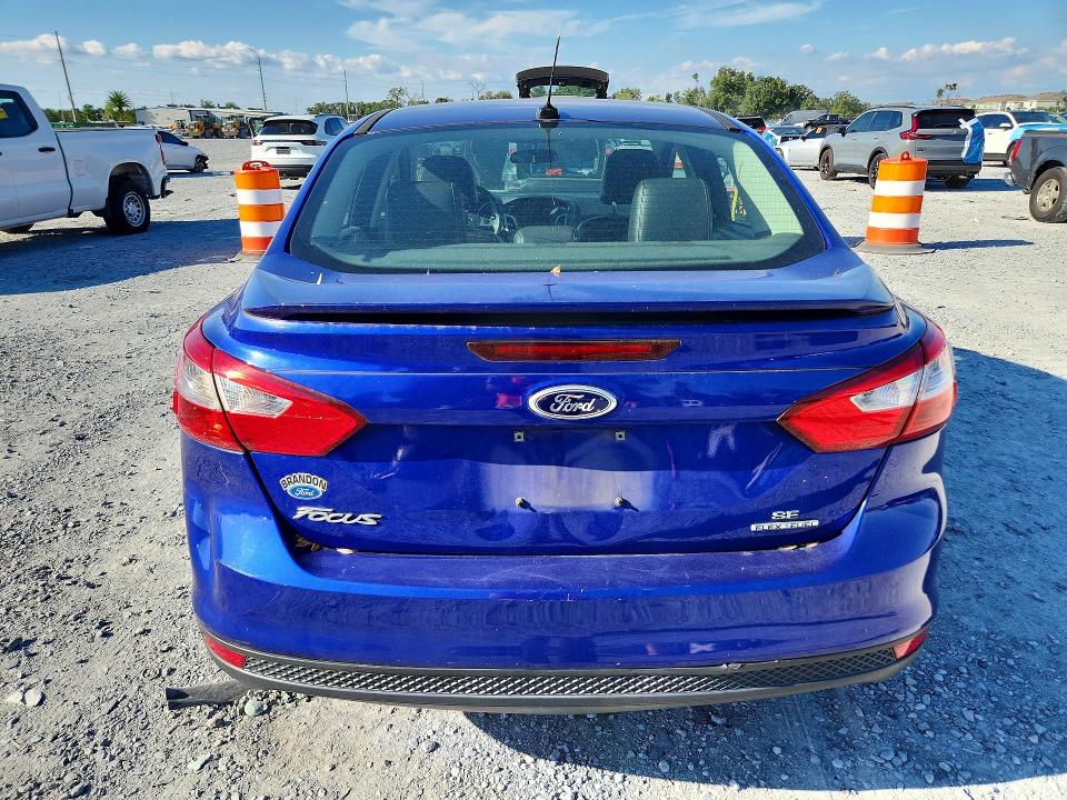 Auction sale of the 2014 Ford Focus, vin: 1FADP3F22EL165907, lot number: 70770116