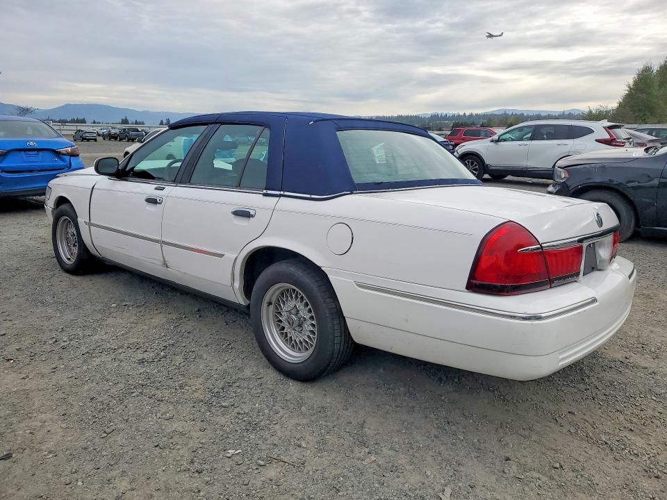 2001 Mercury Grand Marquis მანქანა იყიდება აუქციონზე, vin: 2MEFM75W01X614228, აუქციონის ნომერი: 70299456