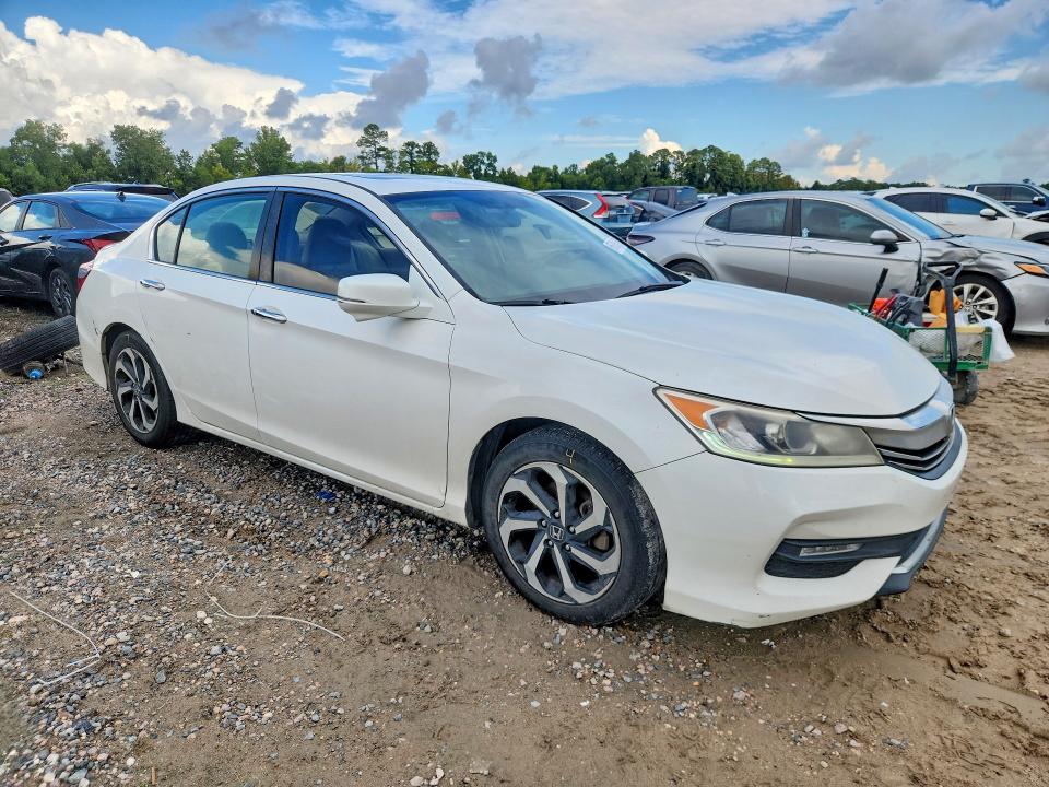 Продажа на аукционе авто 2016 Honda Accord, vin: 1HGCR2F78GA205655, номер лота: 66885176