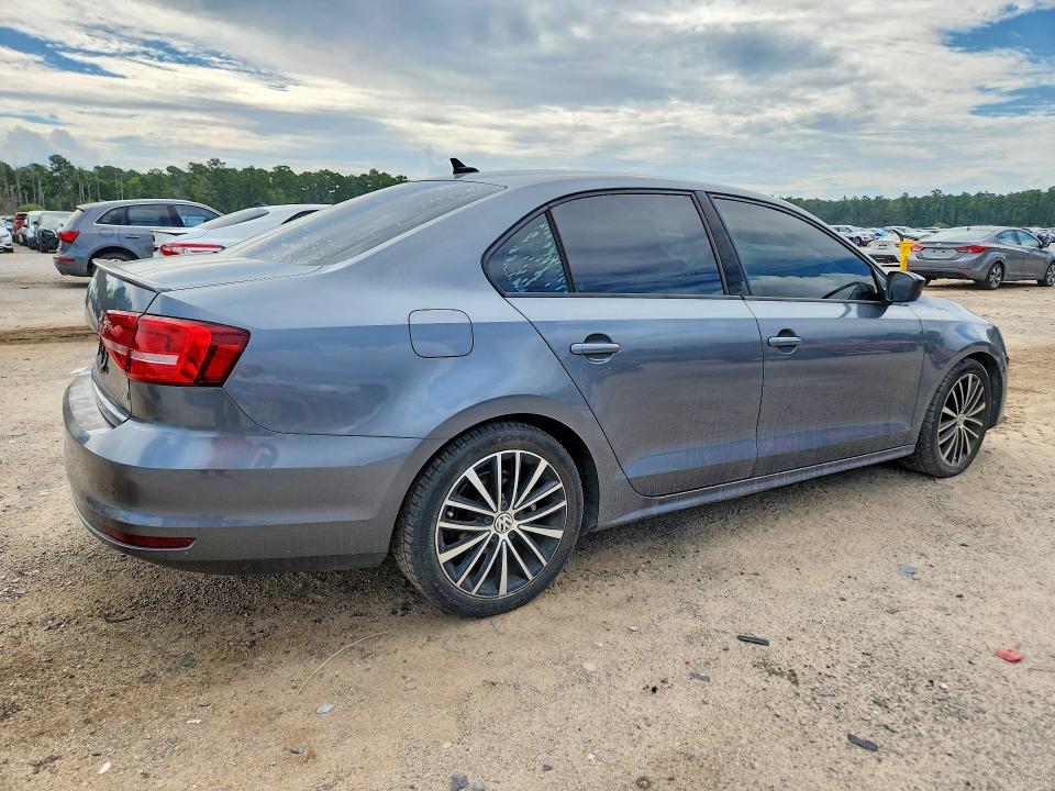 2015 Volkswagen Jetta მანქანა იყიდება აუქციონზე, vin: 3VWB17AJ7FM226223, აუქციონის ნომერი: 69826536